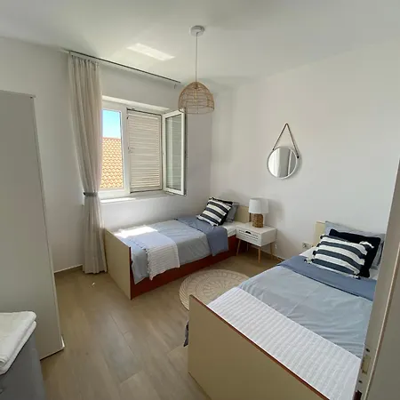 Apartment Seaspray Apartments Tisno *