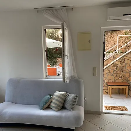 Seaspray Apartments Tisno *